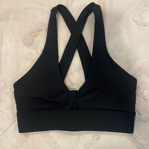 Fabletics Keyhole Sports Bra Black NWOT